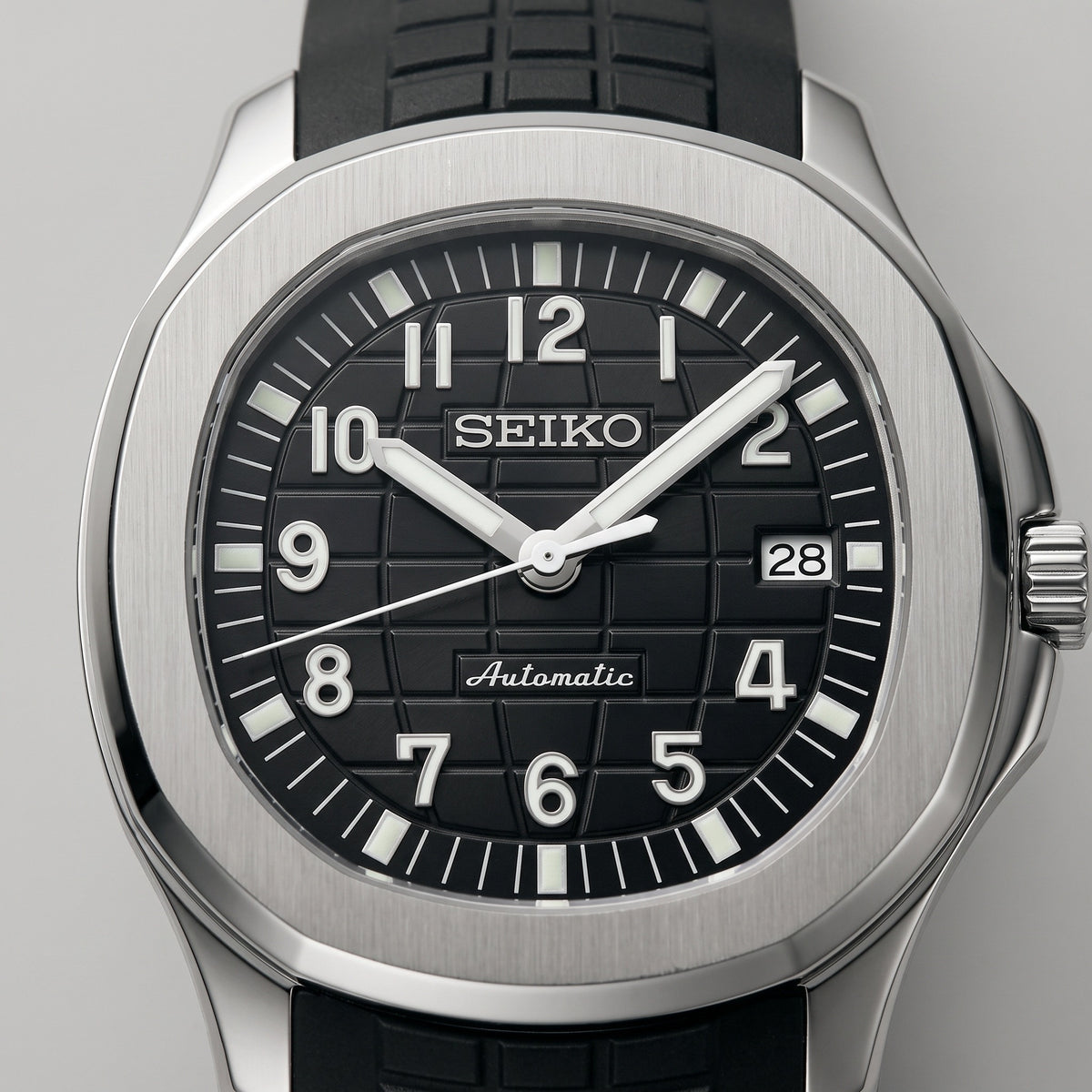 Aqua Mod – Black Dial – 41mm – Automatic – dial detail