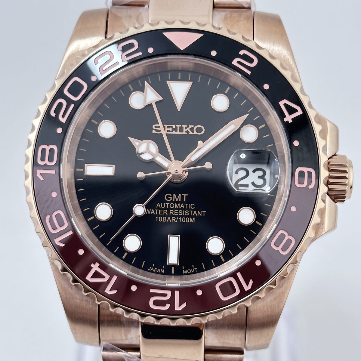 GMT Mod – Rose Gold · Brown-Black Bezel · Oyster – 40mm – Automatic GMT – dial detail