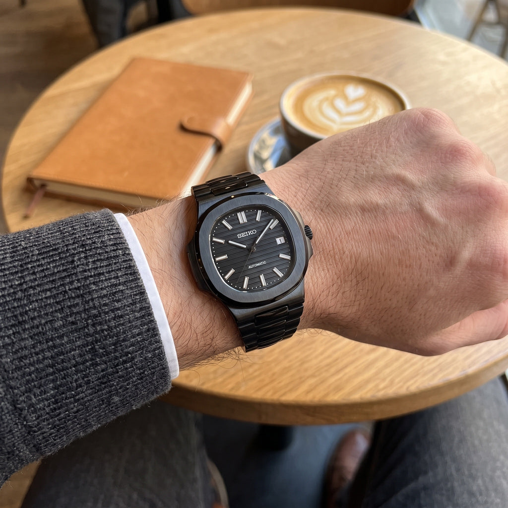 Naut Mod – Black PVD · Black Dial · Rubber – 41mm – Automatic – on-wrist view