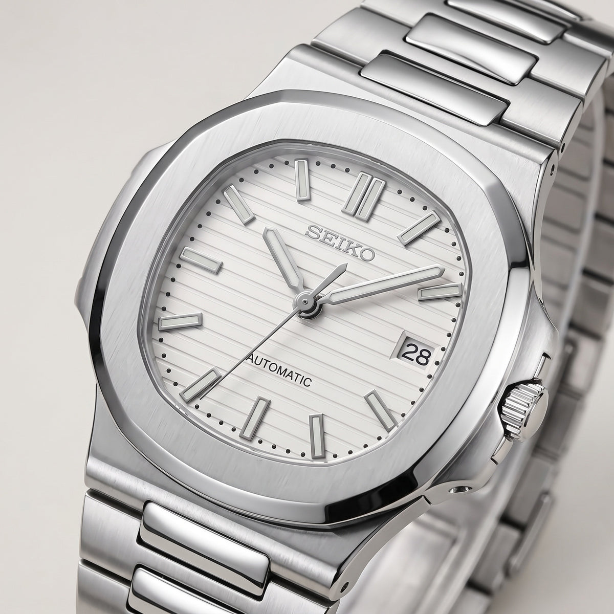 Naut Mod – Steel · Silver Dial – 41mm – Automatic – dial detail
