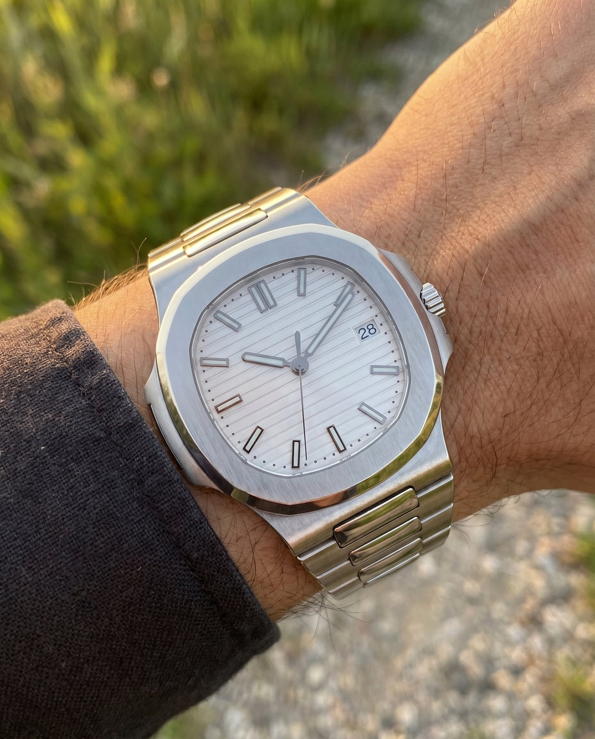 Naut Mod – Steel · Silver Dial – 41mm – Automatic - on-wrist lifestyle