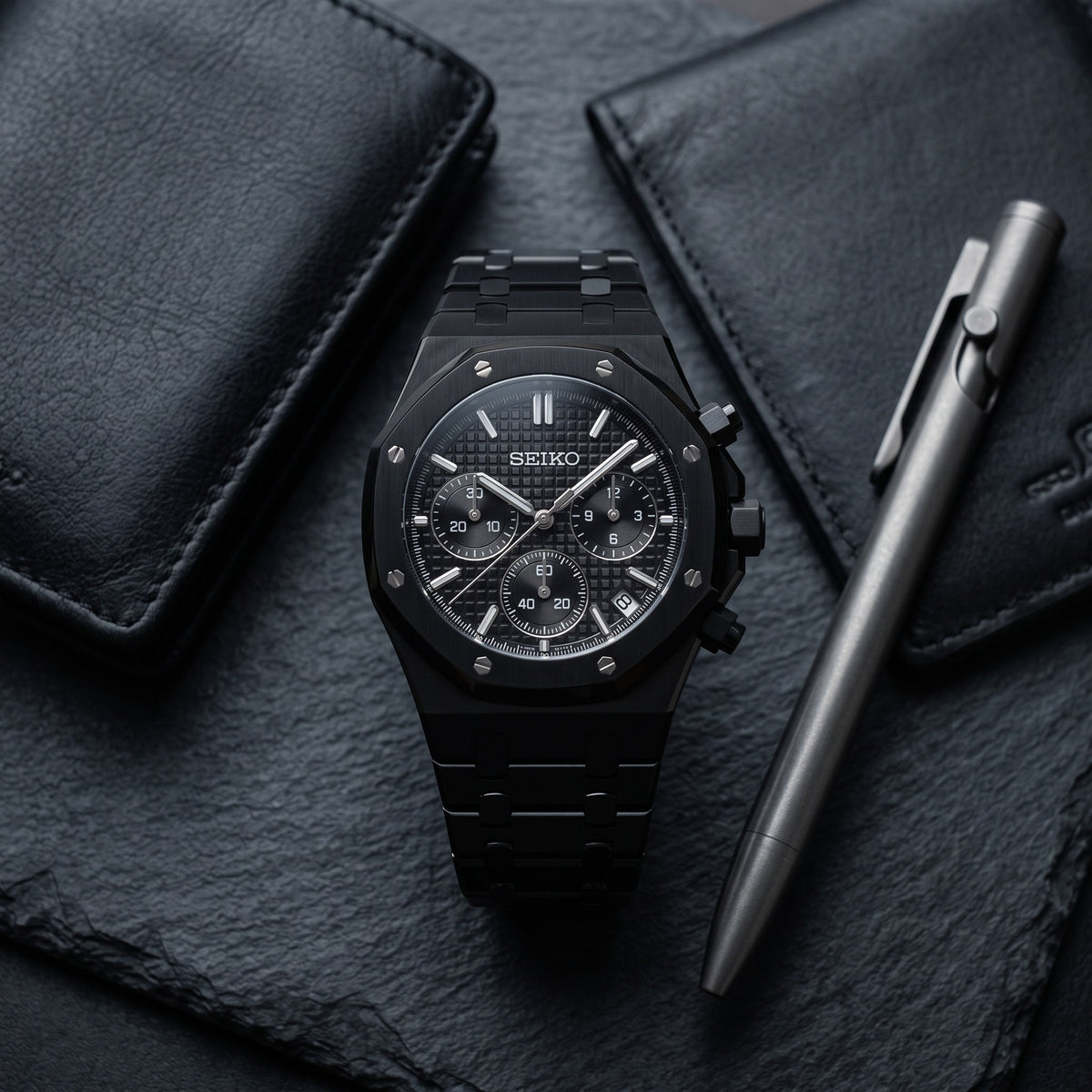 Oak Mod – Black PVD · Black Chronograph – 41mm – Chronograph – lifestyle flat lay
