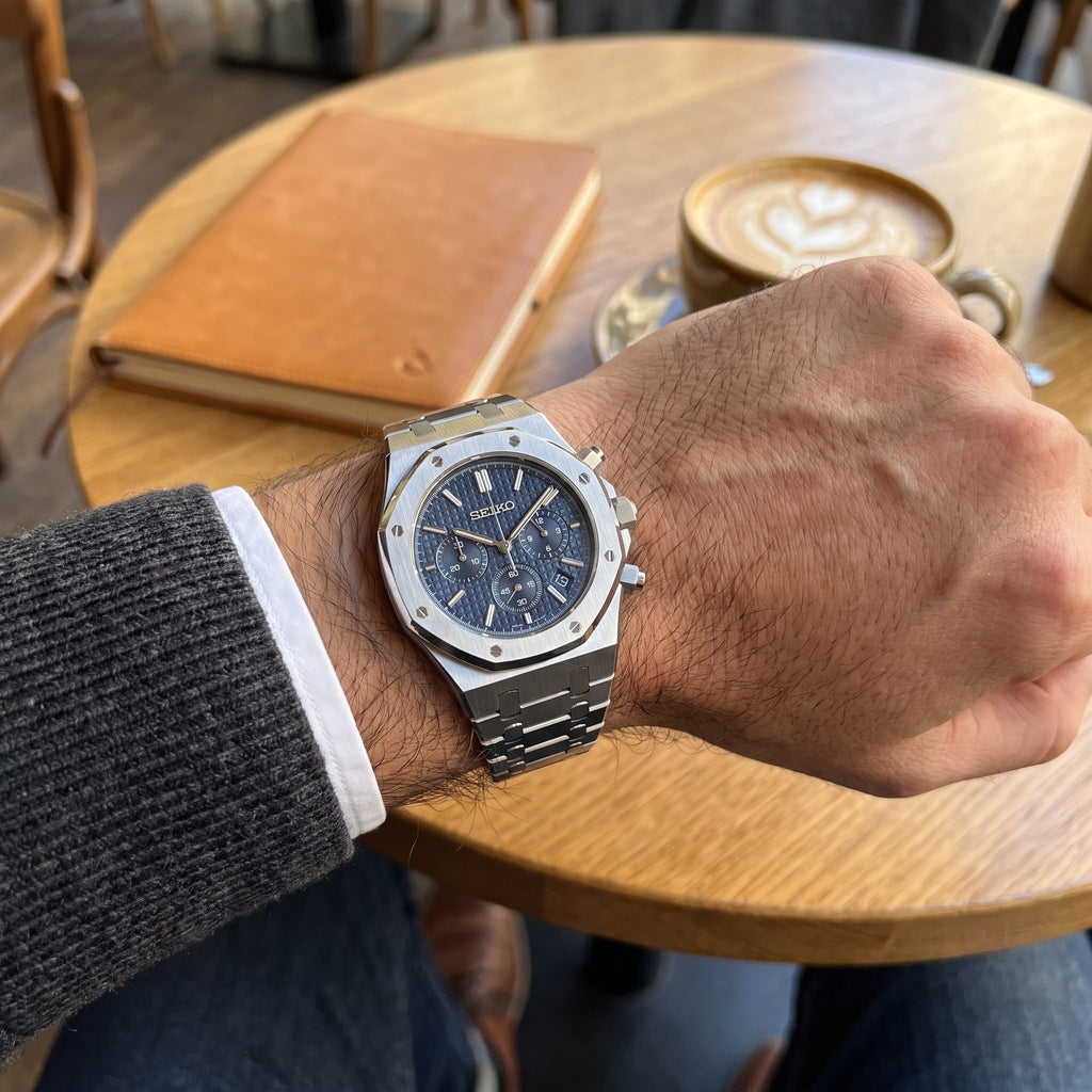 Oak Mod – Steel · Blue Chronograph – 41mm – Chronograph – on-wrist view