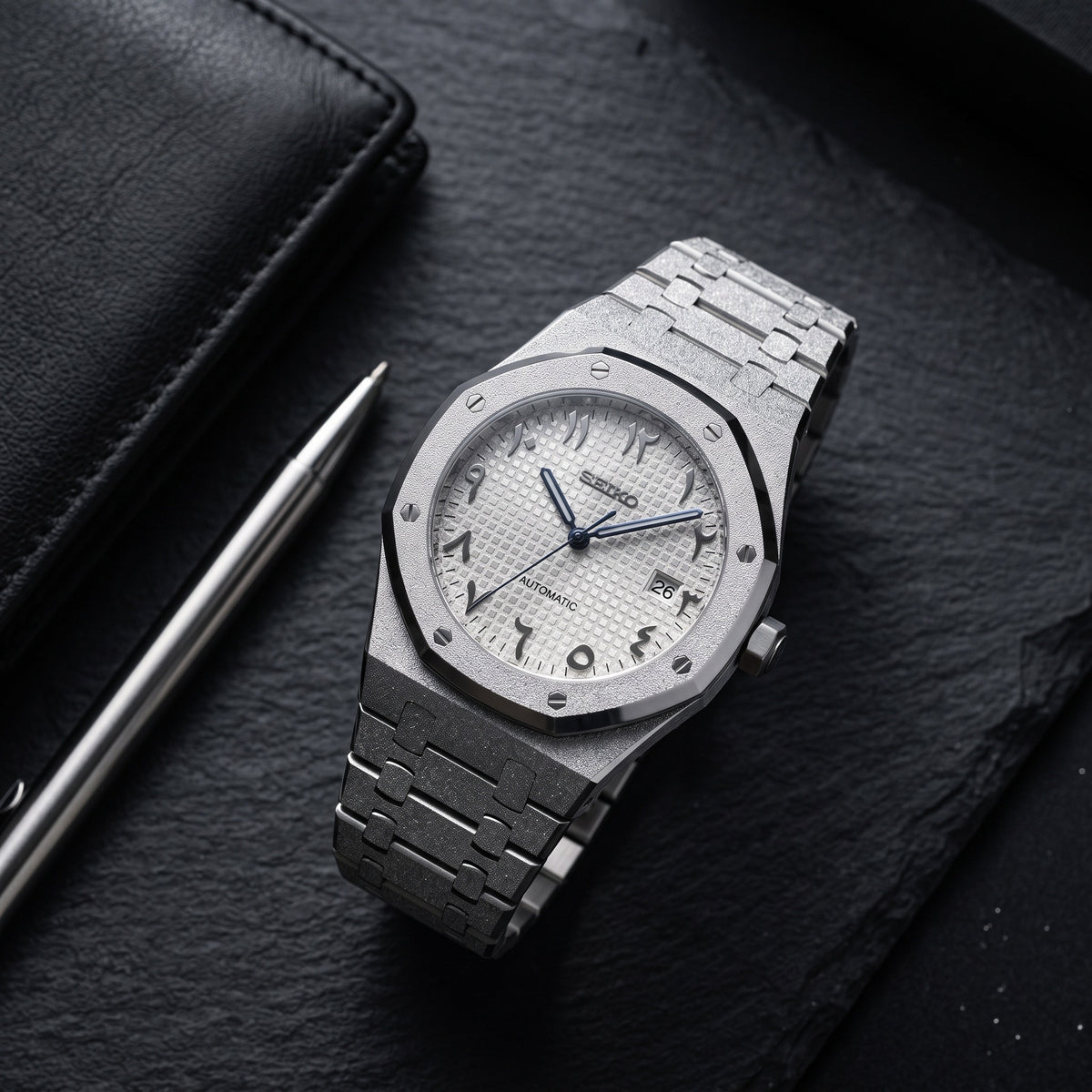 Oak Mod – Steel · Frosted Silver Dial – 41mm – Automatic – lifestyle flat lay