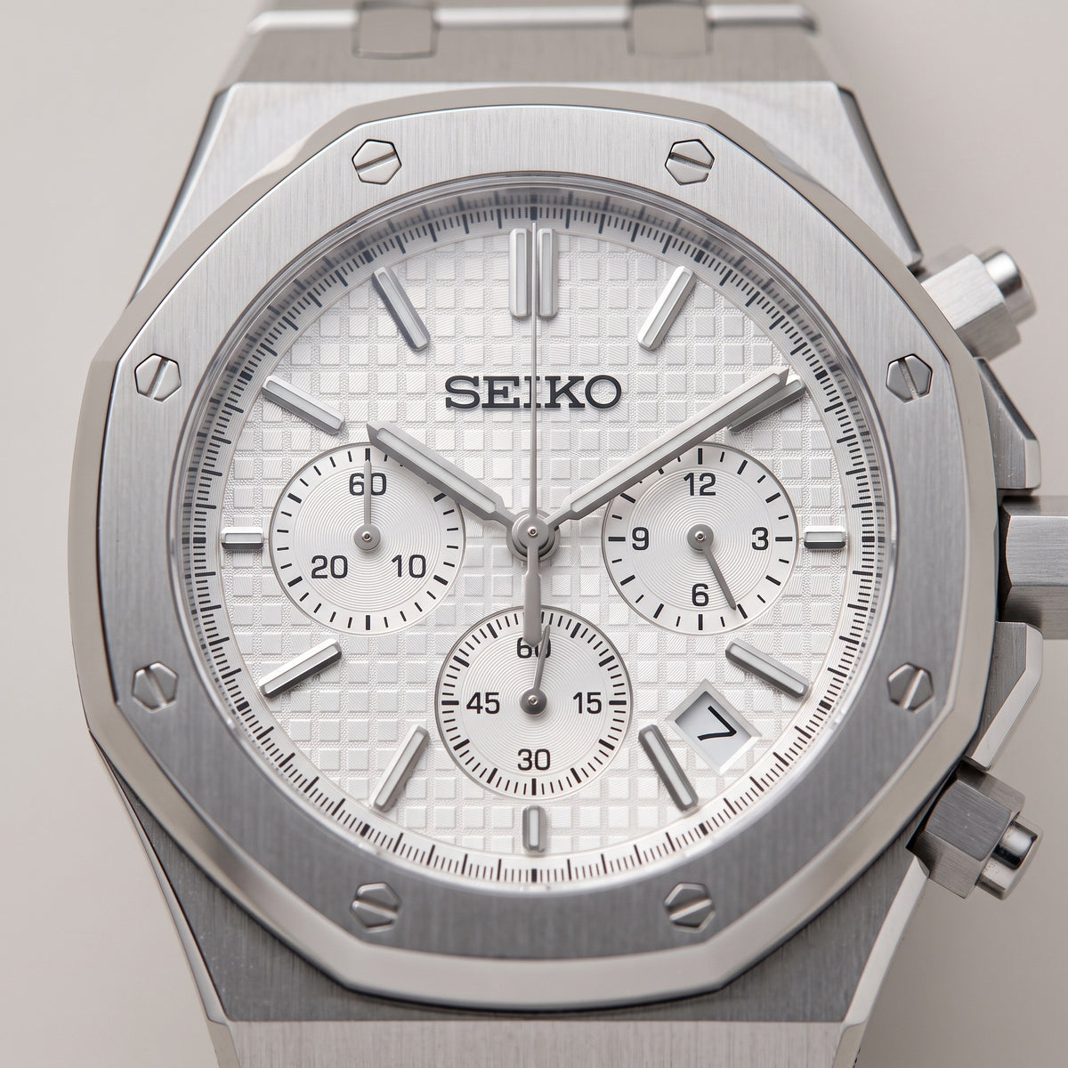 Oak Mod – Steel · White Chronograph – 41mm – Chronograph – dial detail