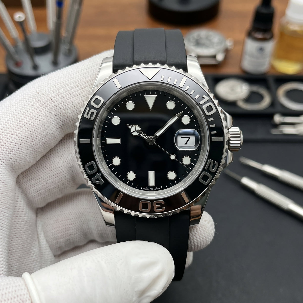Sub Mod – Black Dial – 40mm – Automatic - close-up detail