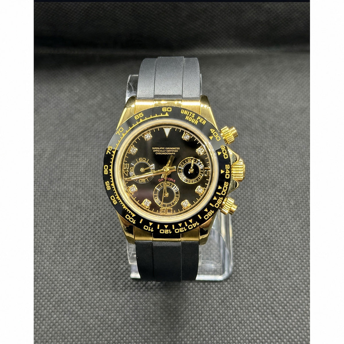 Tona Mod – Gold · Black Diamond Dial · Rubber – 40mm – Chronograph - without Seiko logo