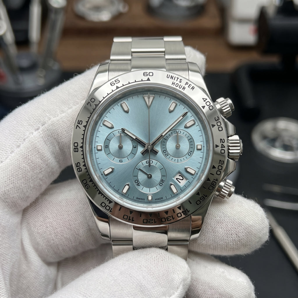 Tona Mod – Steel · Ice-Blue Dial – 40mm – Chronograph - close-up detail