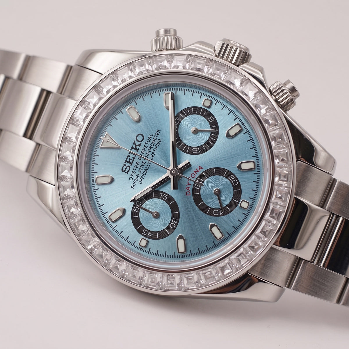Tona Mod – Steel · Ice-Blue Dial · Diamond Bezel – 40mm – Chronograph – dial detail
