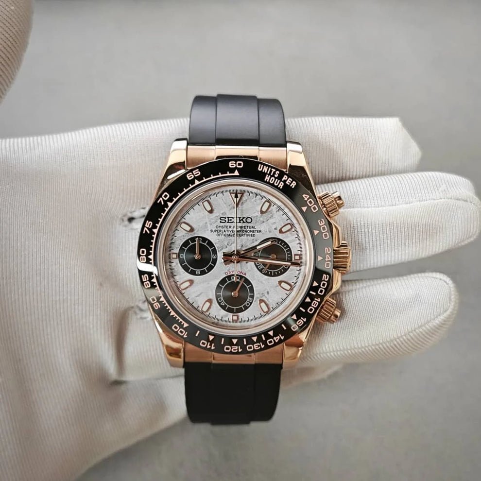 Tona Mod – Two-Tone Rose Gold · White Panda Dial – 40mm – Chronograph — with Seiko logo
